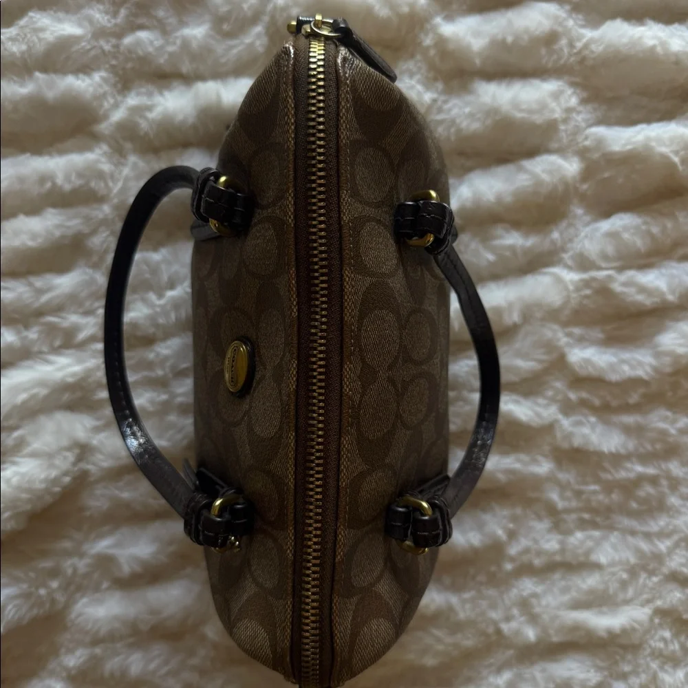 Coach ‘Vintage’ Bag - Picture 4 of 6